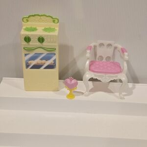 Disney Princess Ultimate Dream Castle 2010  Replacement Furniture and Accessorie